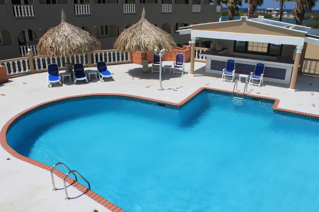Piscadera Seaview Apartments Вилемстад Екстериор снимка