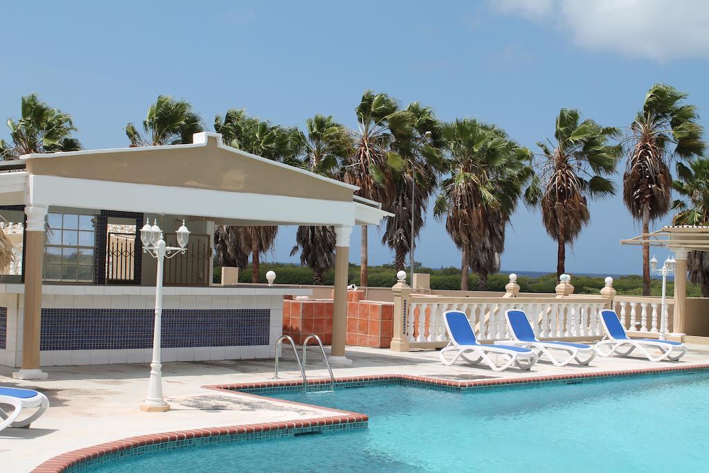 Piscadera Seaview Apartments Вилемстад Екстериор снимка